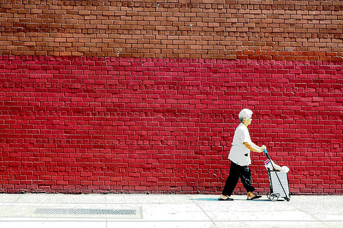 Passeggiaci su: il pensiero creativo vien camminando.